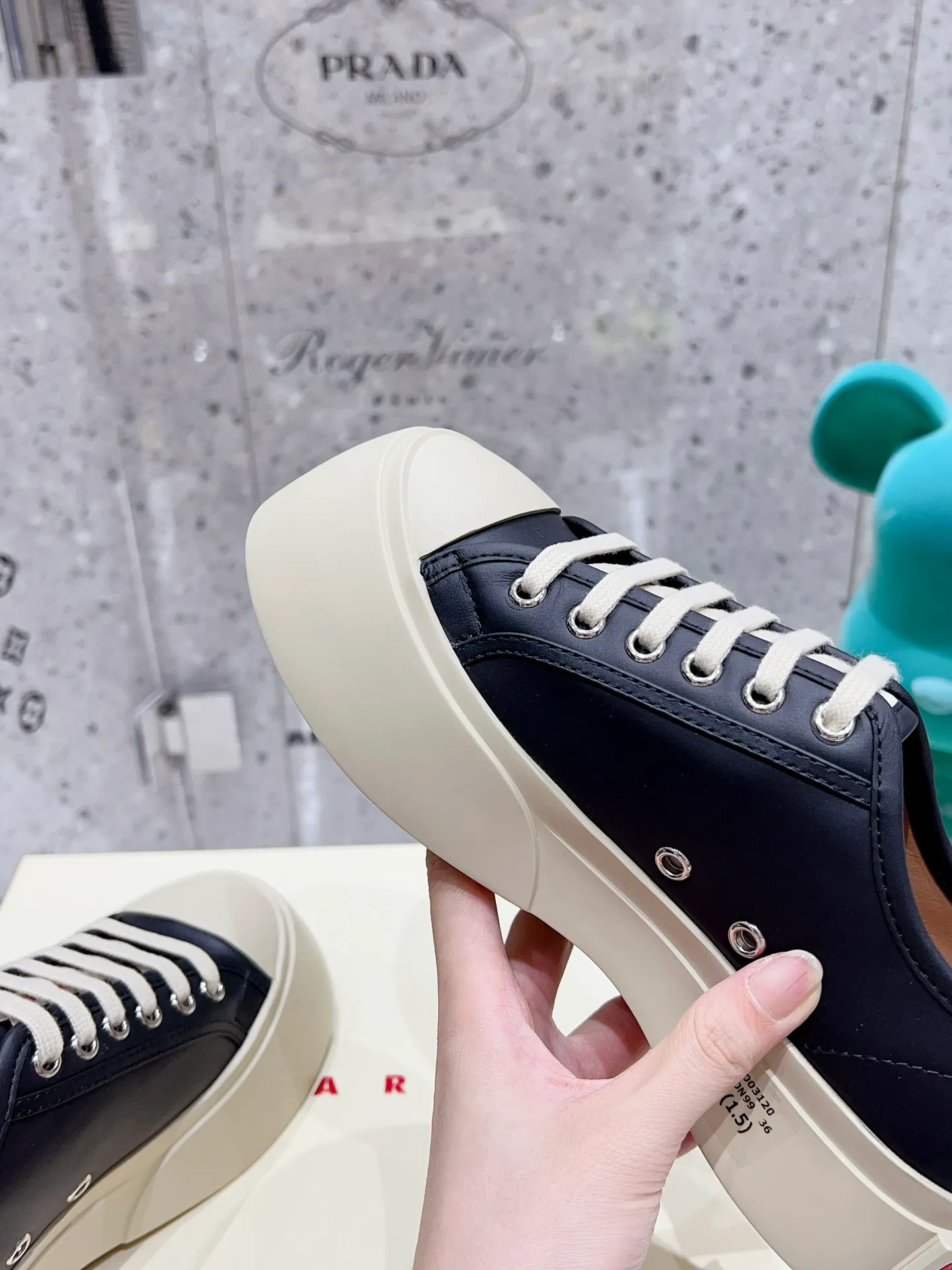 👟👟Ex-factory price 480👟👟 marni big-toe shoes, the latest version, with chip version! New version of outsole, new color, so all colors are in stock!